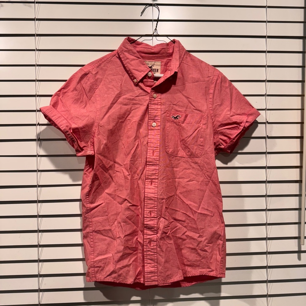 Hollister Button DownTee